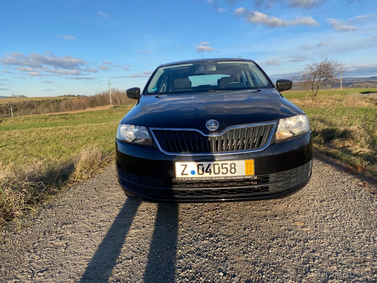 Rapid 1.2 pouze(102600km) Servisni kniha - 2