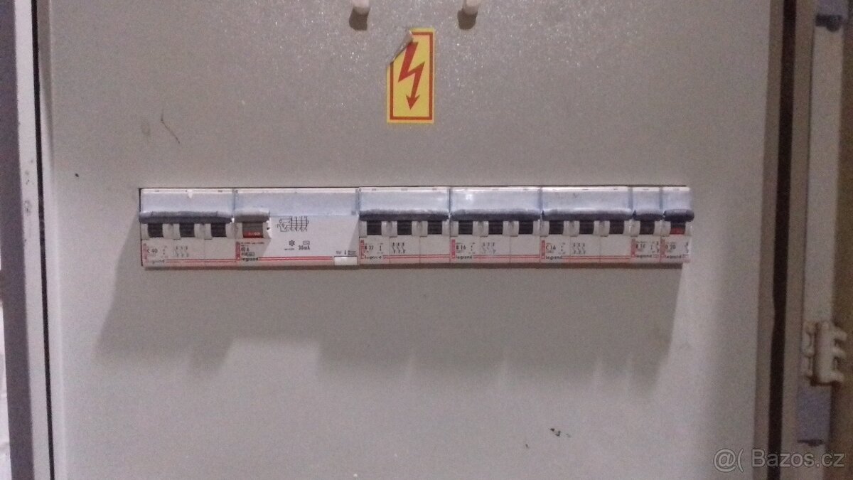 Stavební rozvaděč - 2