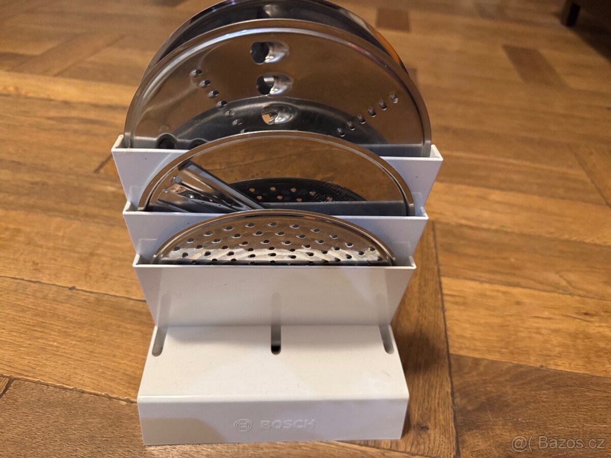 Prodám Bosch MUM4655EU – multifunkční kuchyňský robot - 2