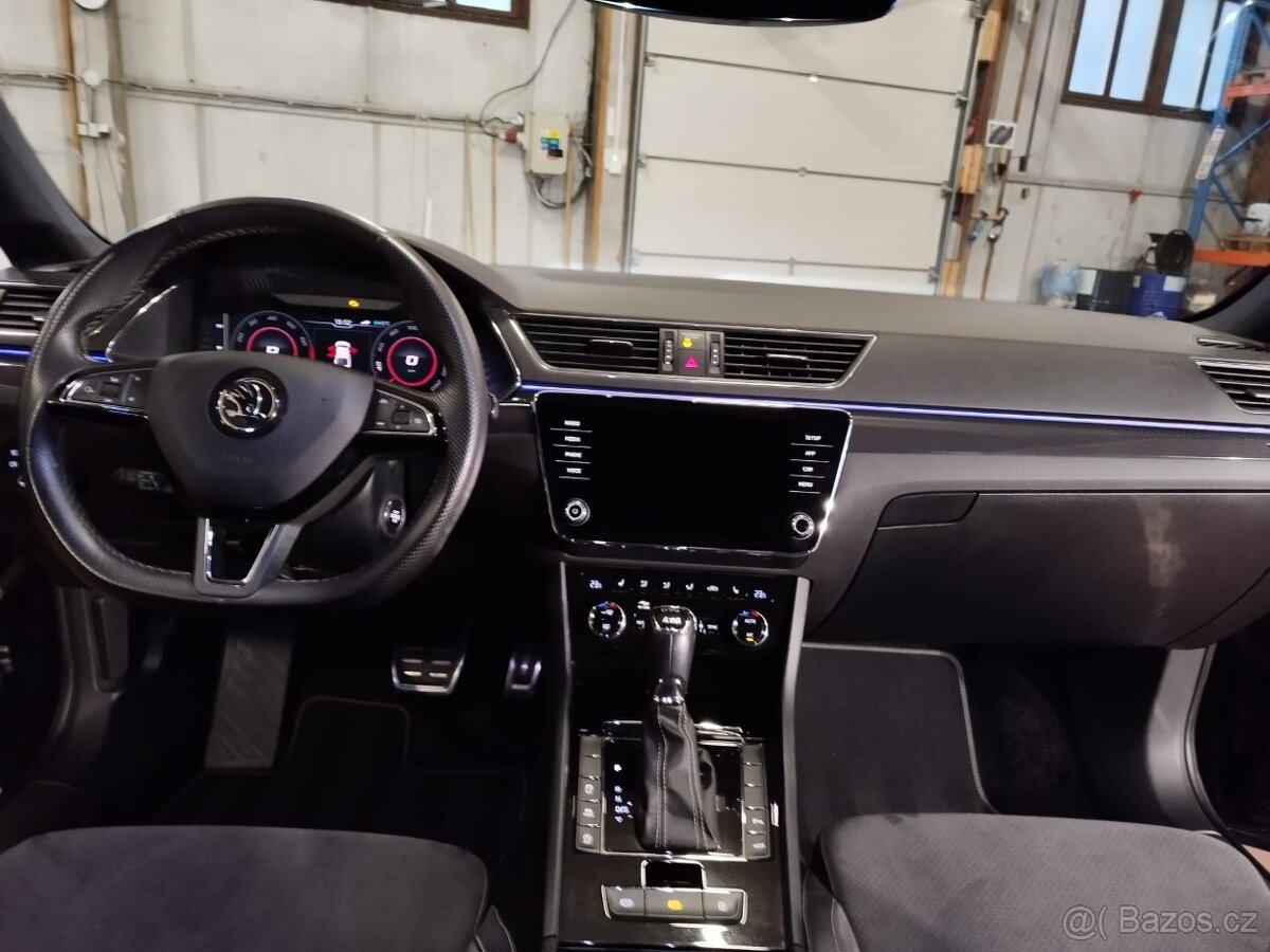 Škoda Superb Sportline - 2