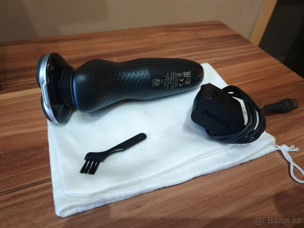 Holící strojek Philips series 5000 model S5672 - 2