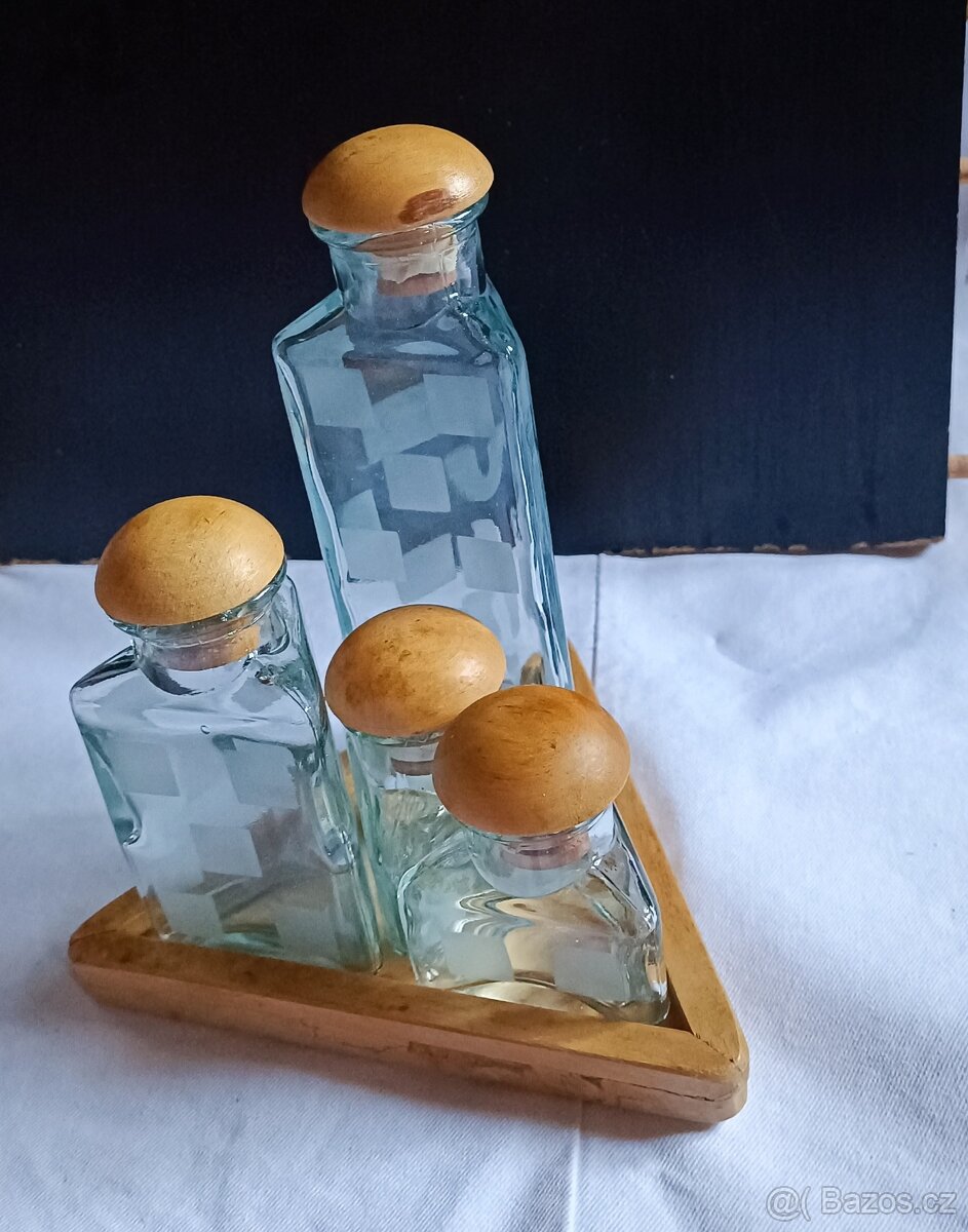 Skleněné kuchyňské dózy - 2