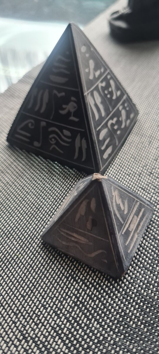 EGYPT 2x Pyramida (kámen) - 2
