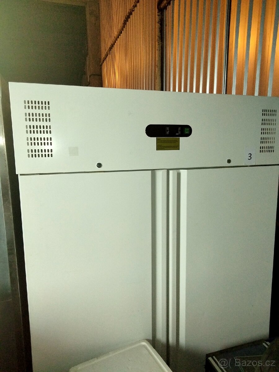 Gastro mrazák,lednice - 2