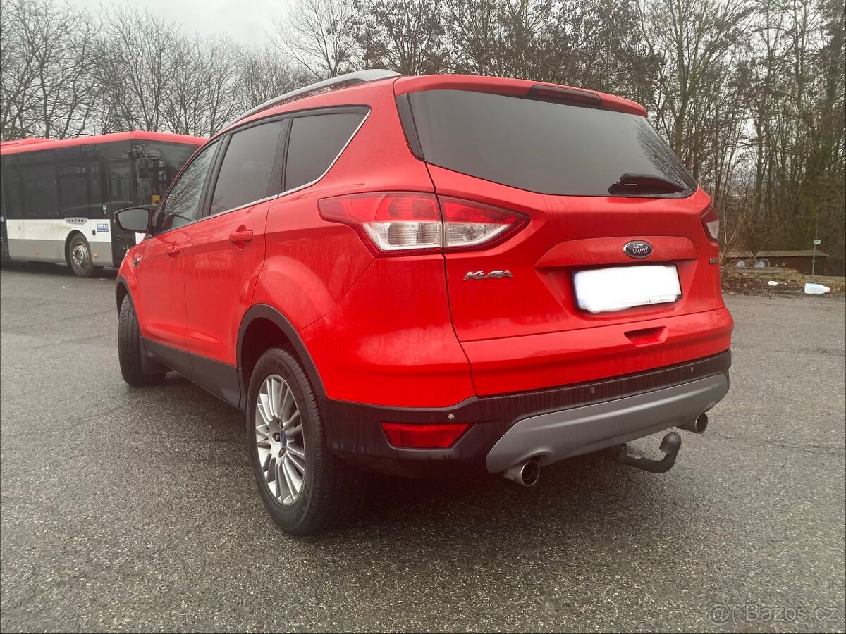 Ford Kuga 1.5i Titanium keyless 1.majitel - 2