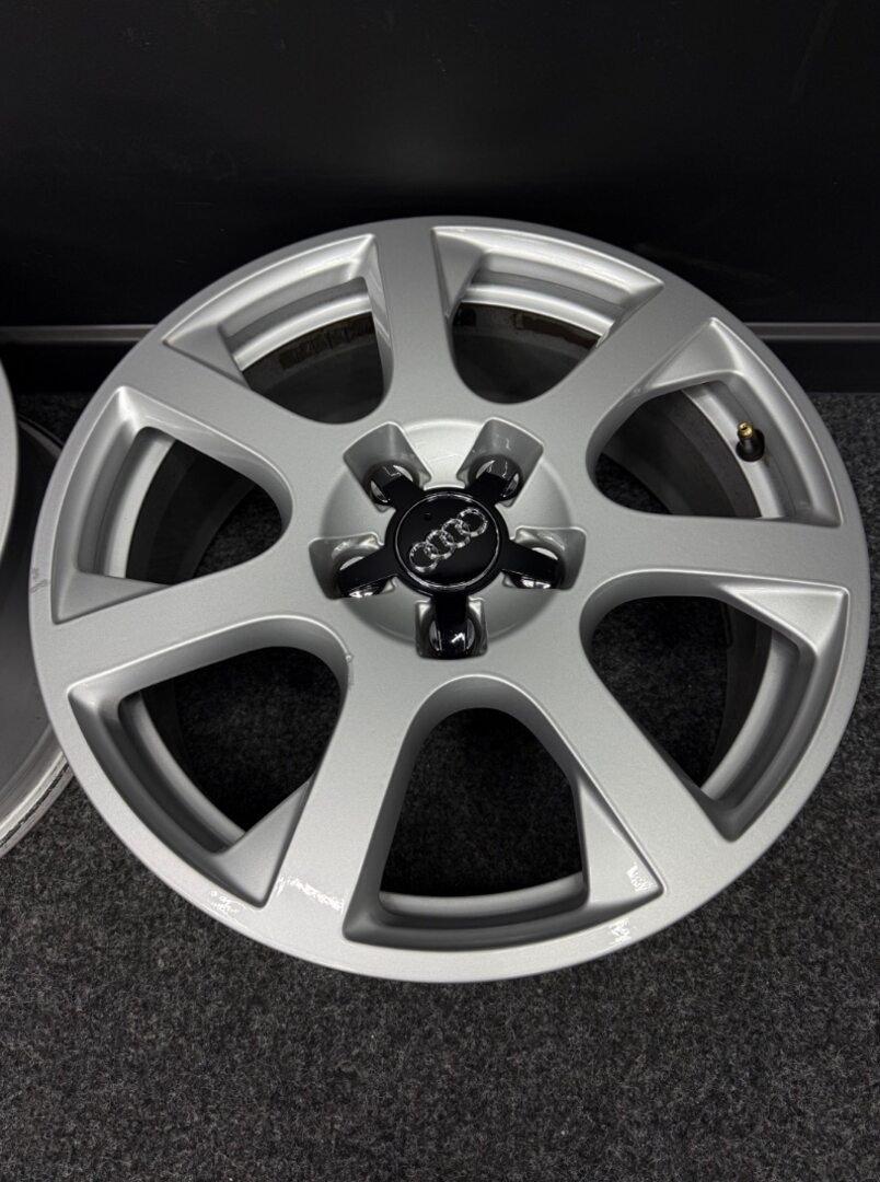 Alu AUDI Q5 5x112 17” 8R0601025E - 2