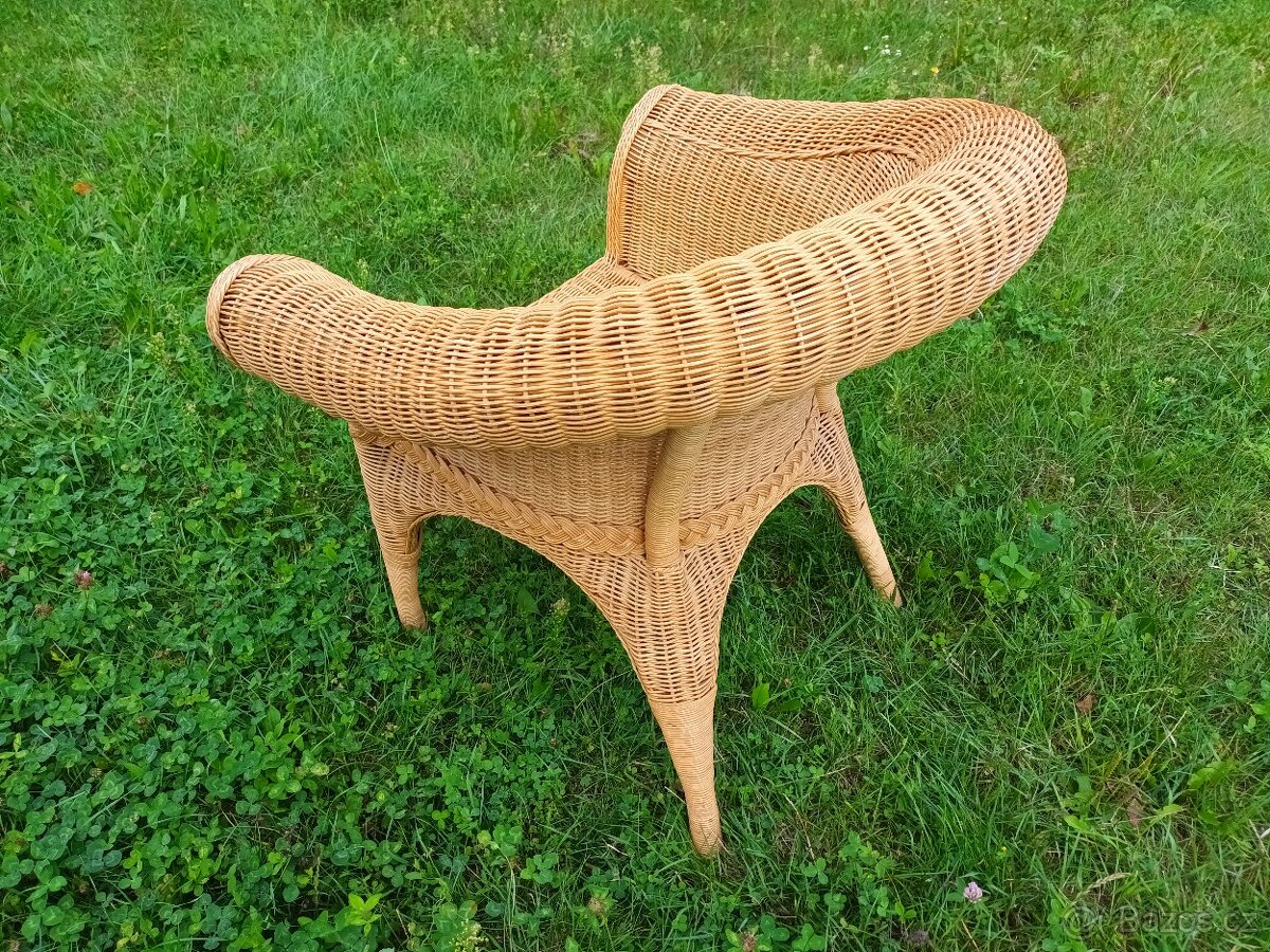 Ratanové křeslo - 2