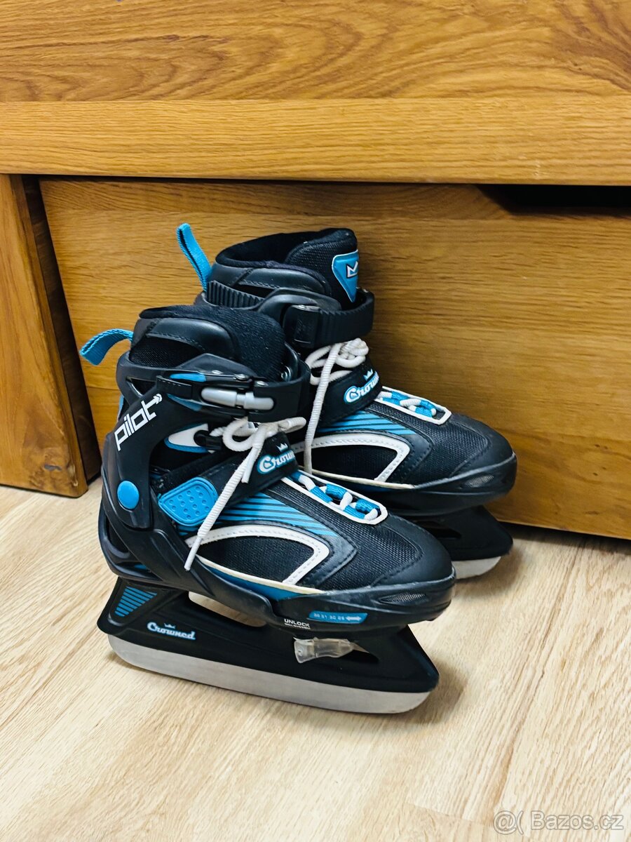 TOP stav - lední brusle Crowned Pilot (32-35 EU) - 2