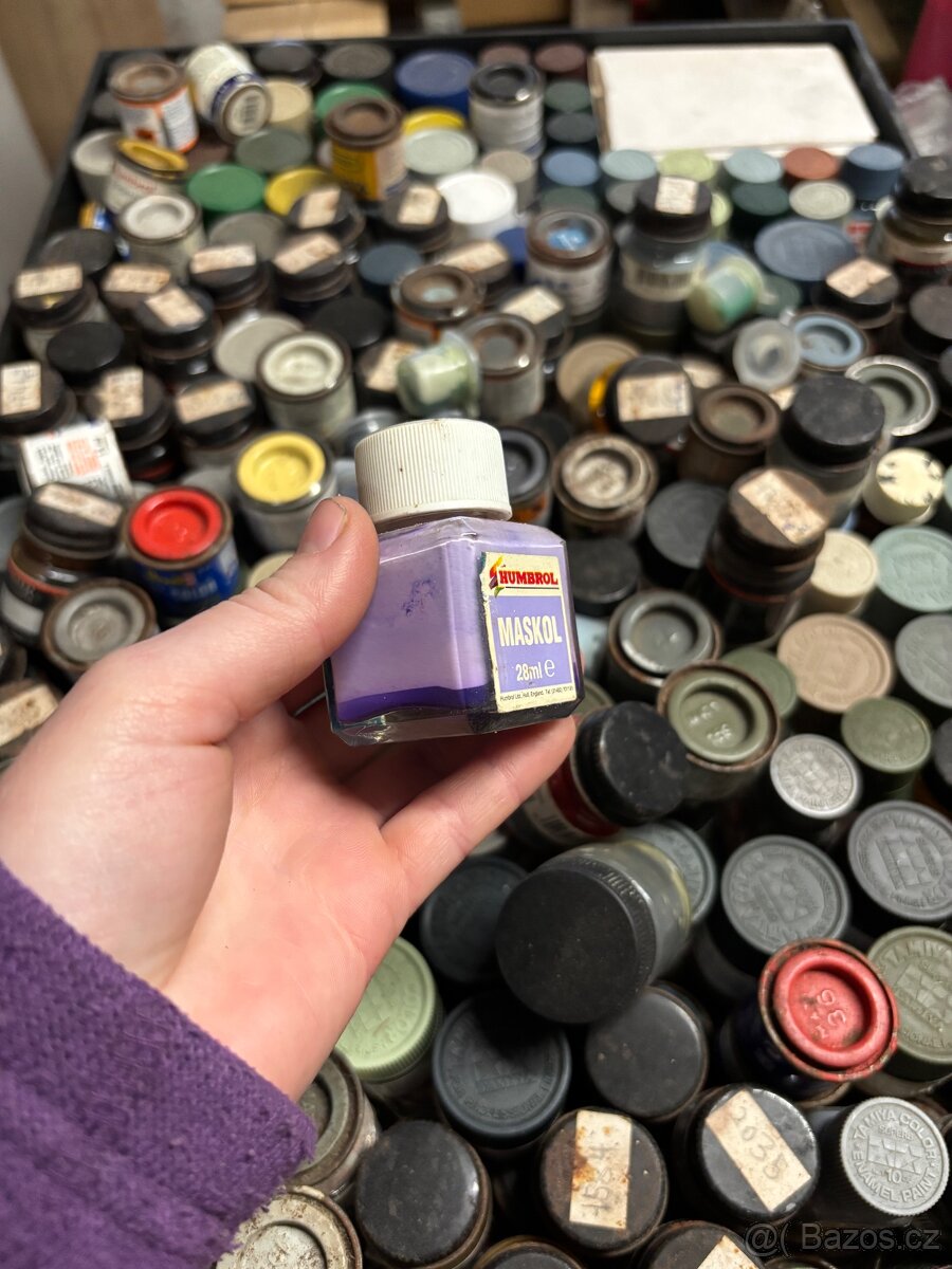 Barvy na modely letadel - 2