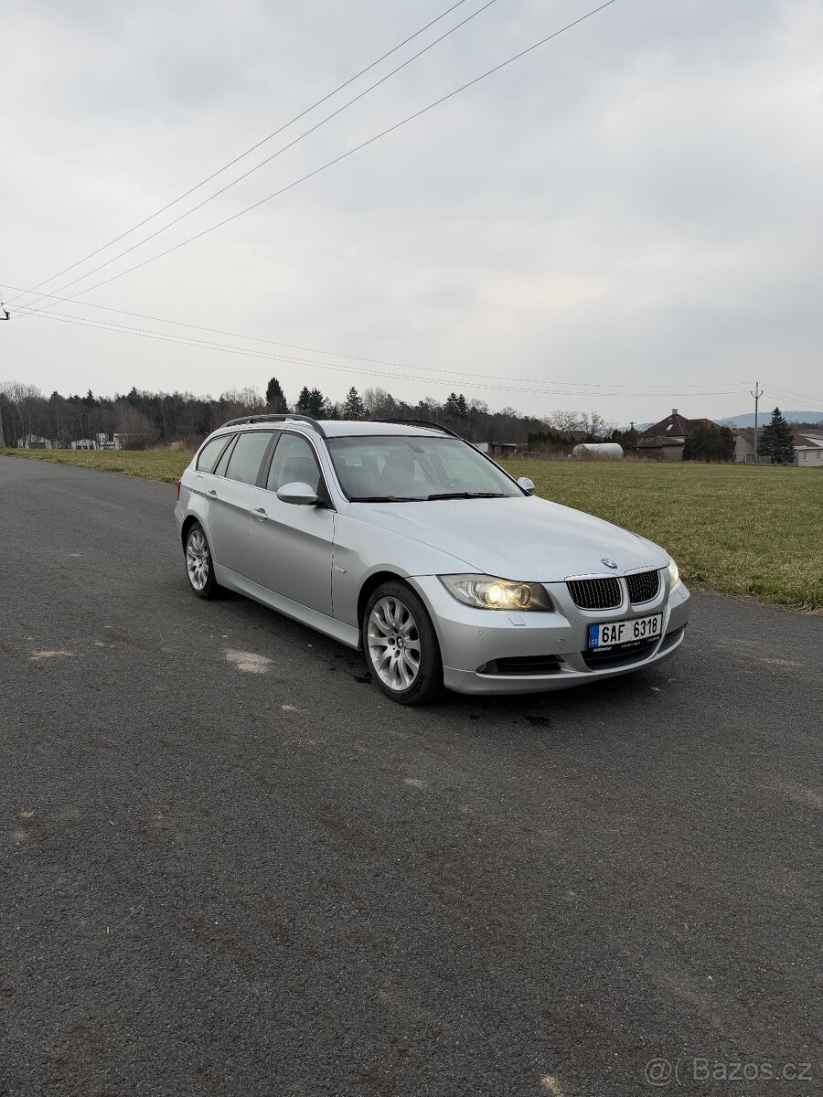 BMW E91 325i 160kw automat - 2