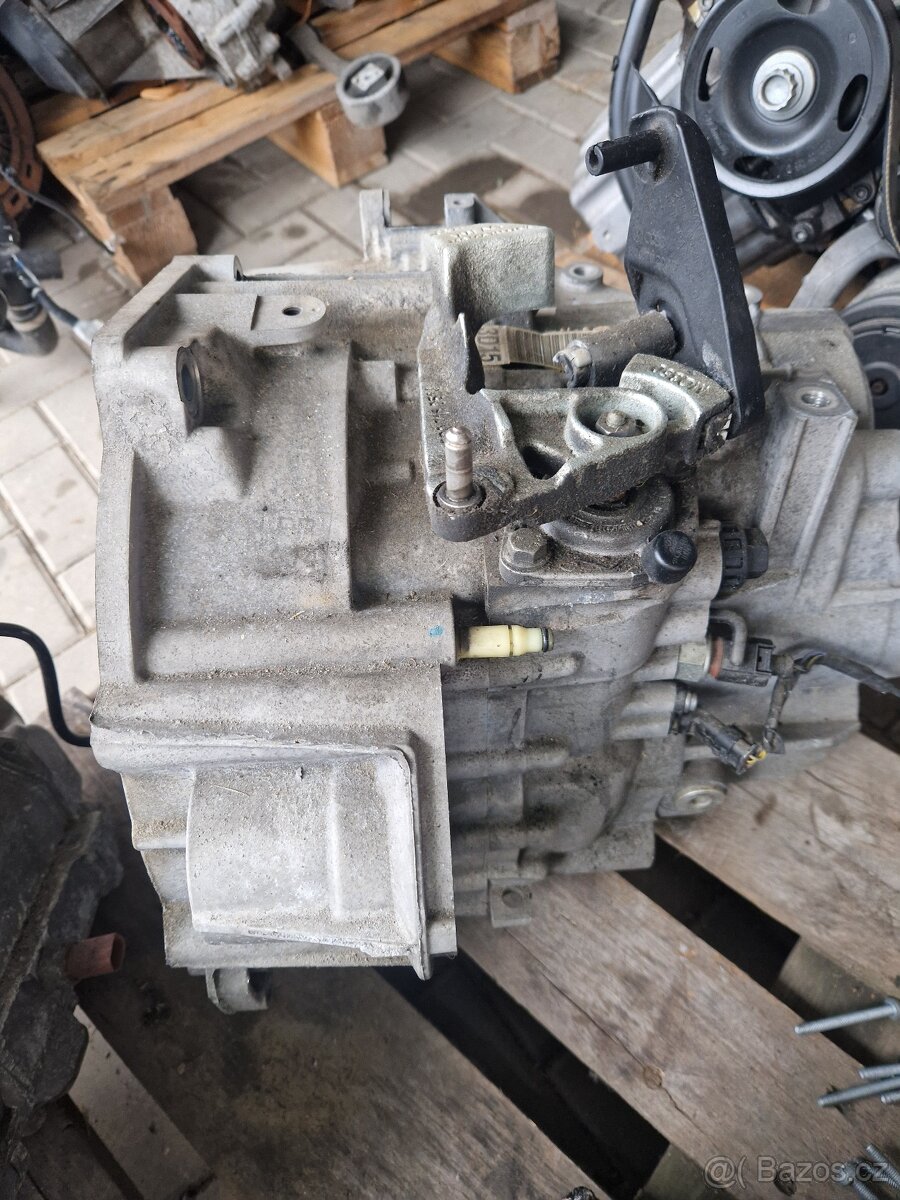 Převodovka QFZ, VW Touran III 2.0 tdi 110KW - 2