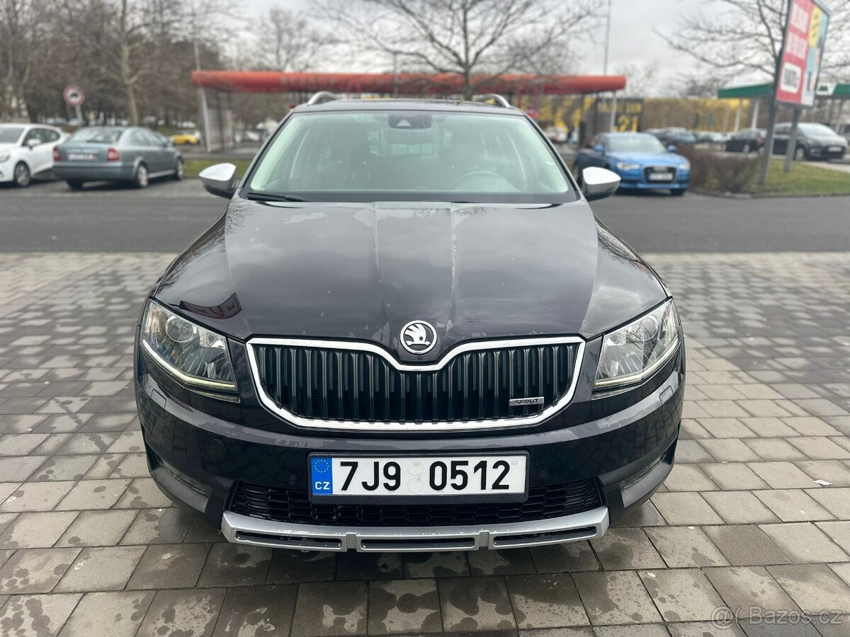 Škoda Octávia Scout - 2
