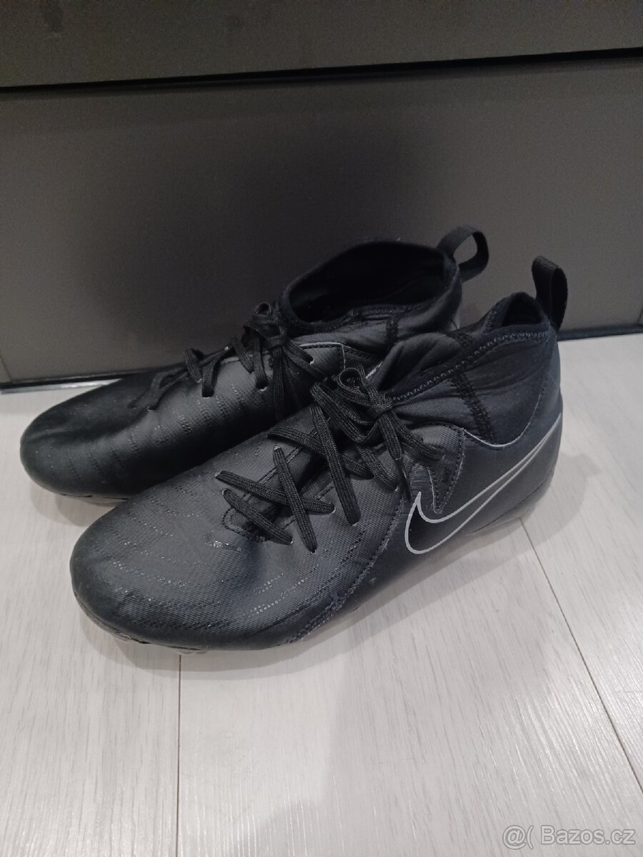 Kopačky Nike JR PHANTOM LUNA II 37,5 - použité - 2