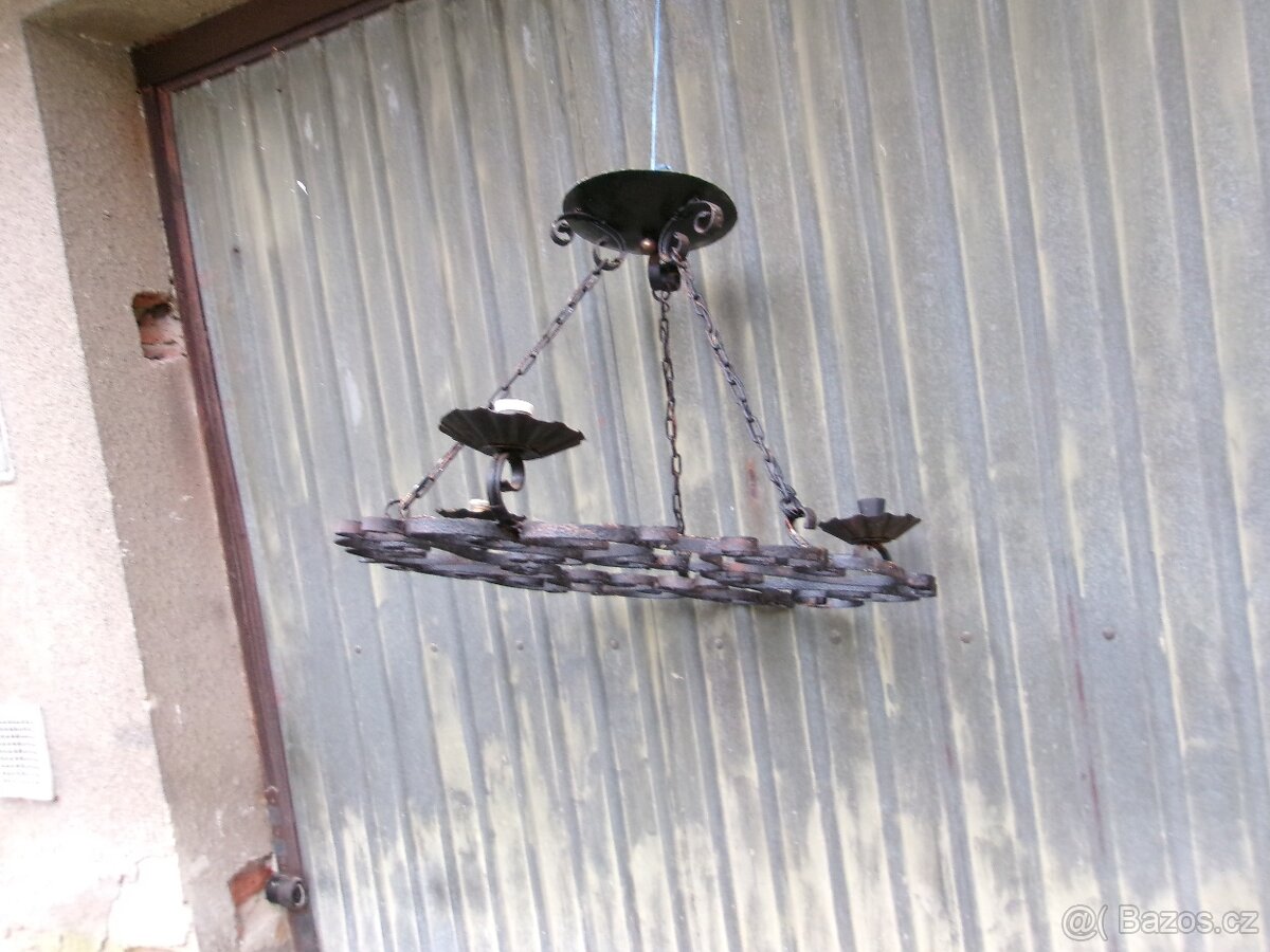 starý lustr - 2