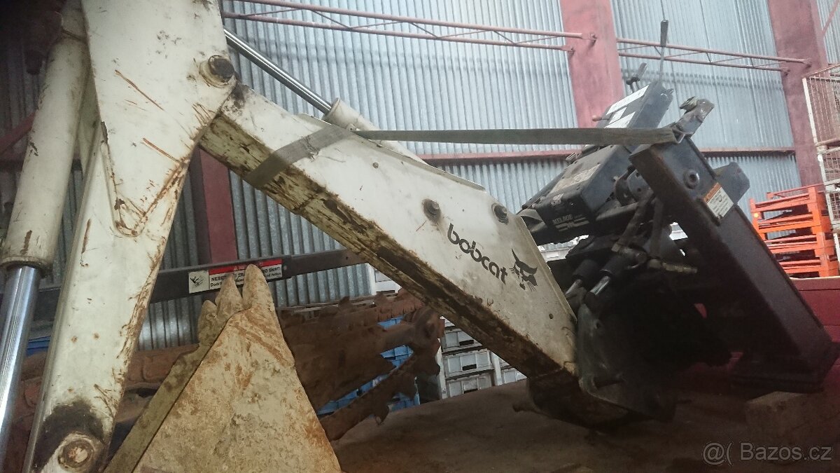 Bobcat 763H + příslušenství - 2