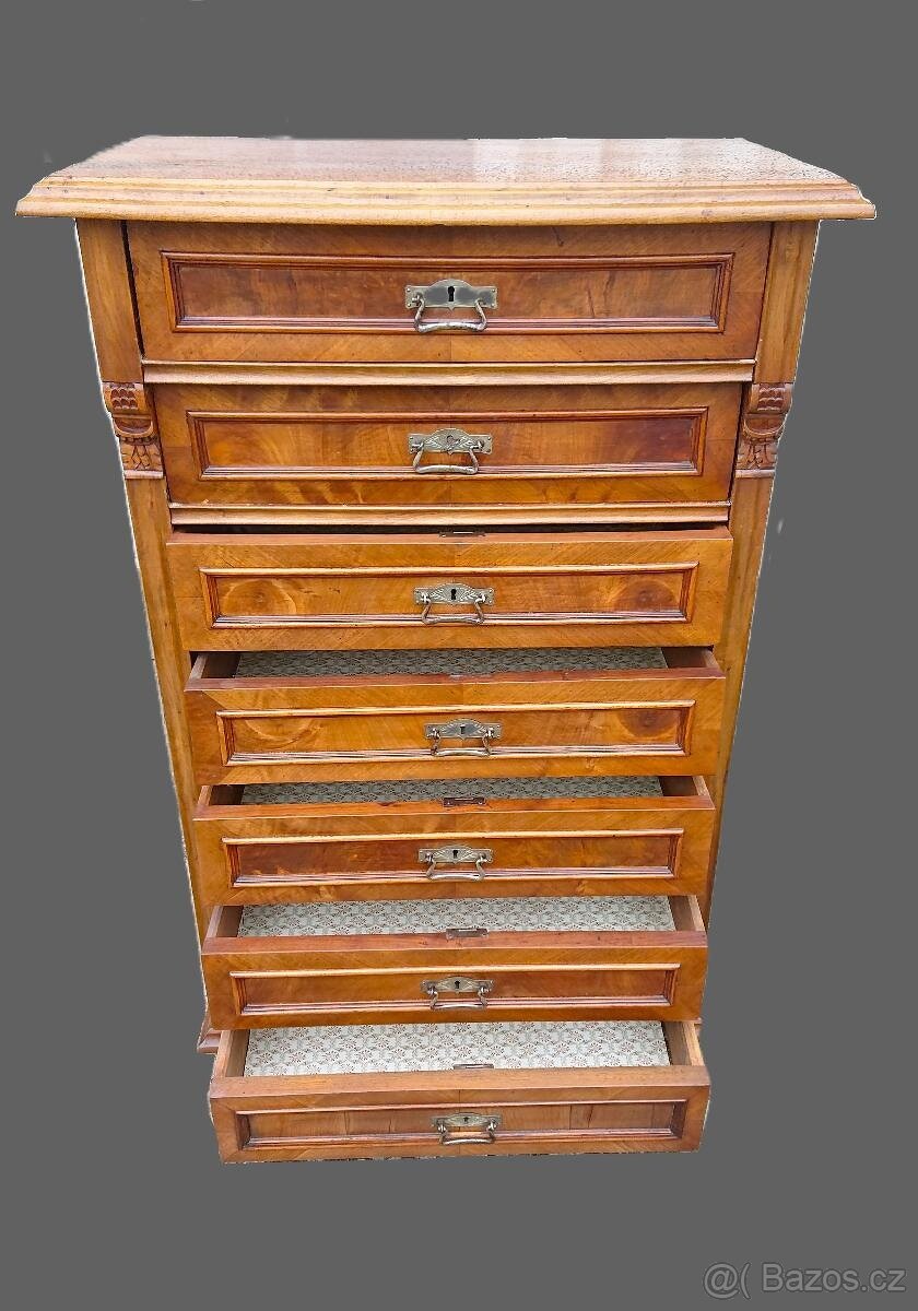 Krásný manžetník - komoda - neorenesance 19 stol. - 2
