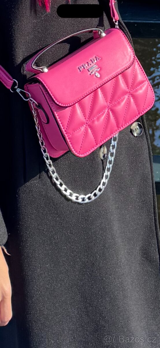 Růžová kabelka - 2