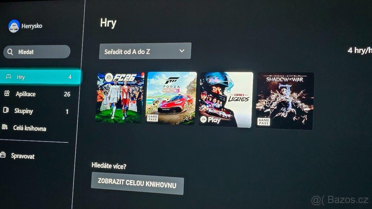 Microsoft Xbox One S / 500GB / Ovladač. - 2