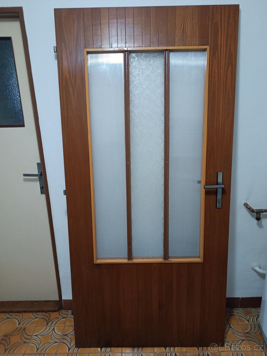 Vchodové dveře. - 2