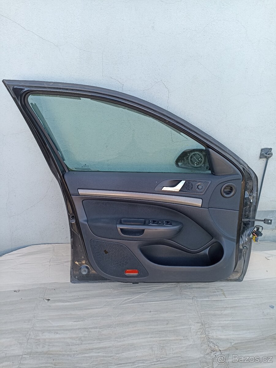 Škoda Octavia,1.9, dveře, kapota, blatníky, mříž - 2