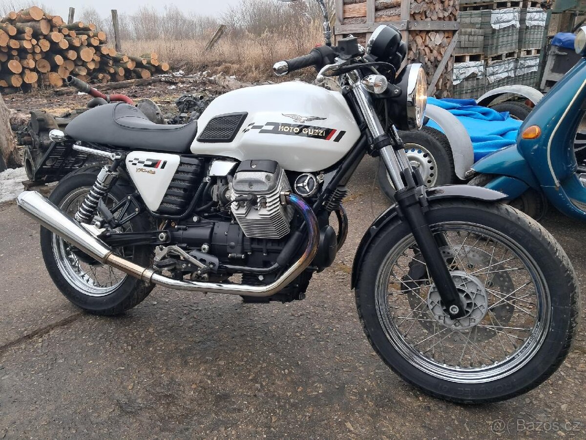 moto guzzi v7 - 2