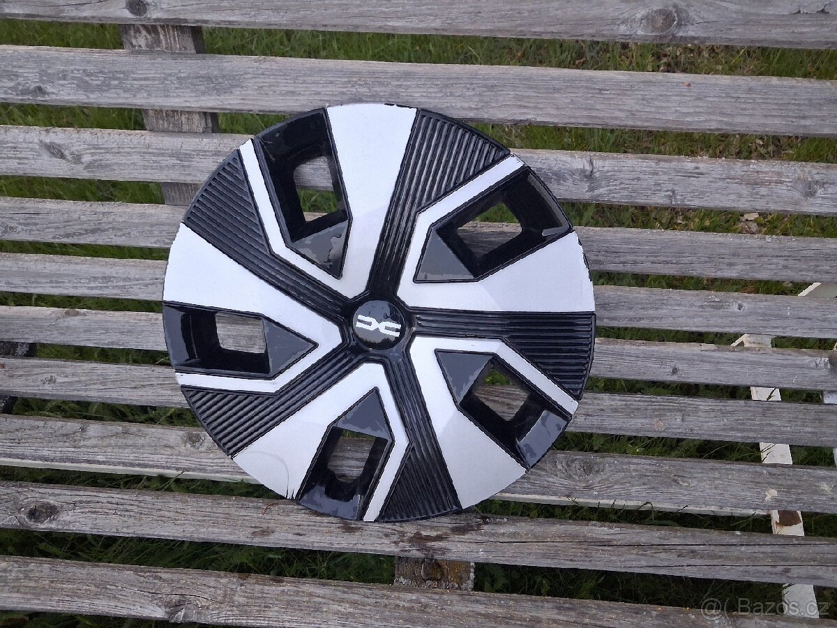 Poklice Dacia 16" - 2