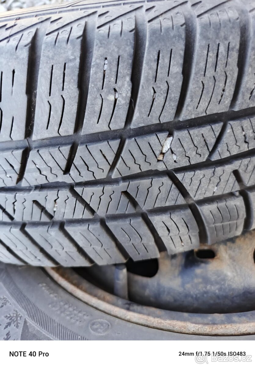 Zimní pneu 165/70 R14T Barum Polaris 5 + disky - 2