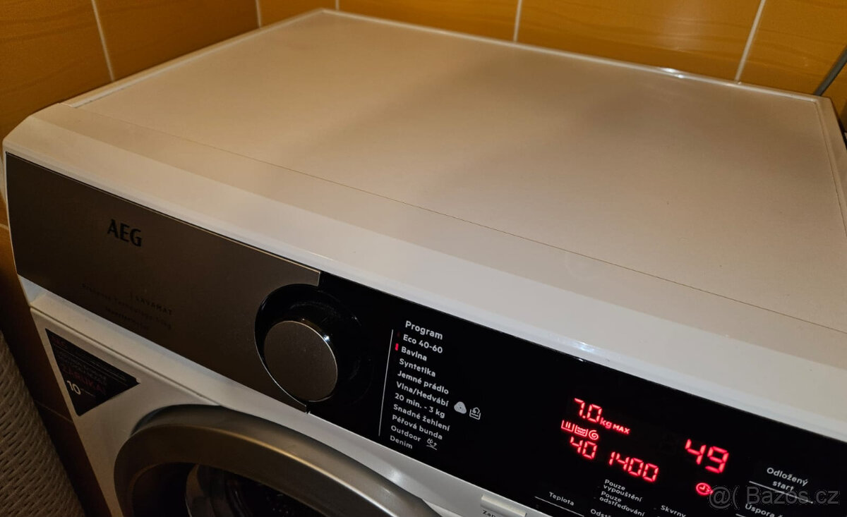 Úzká předem plněná pračka AEG - 2