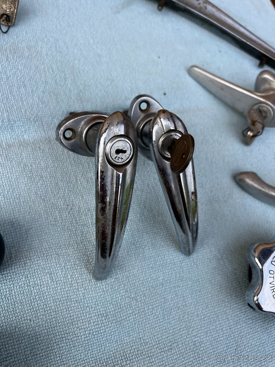 Prodám Díly Aero Škoda Tatra Praga a jiné - 2