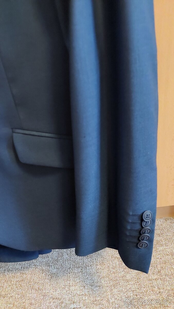 Luxusní modrý oblek - 2