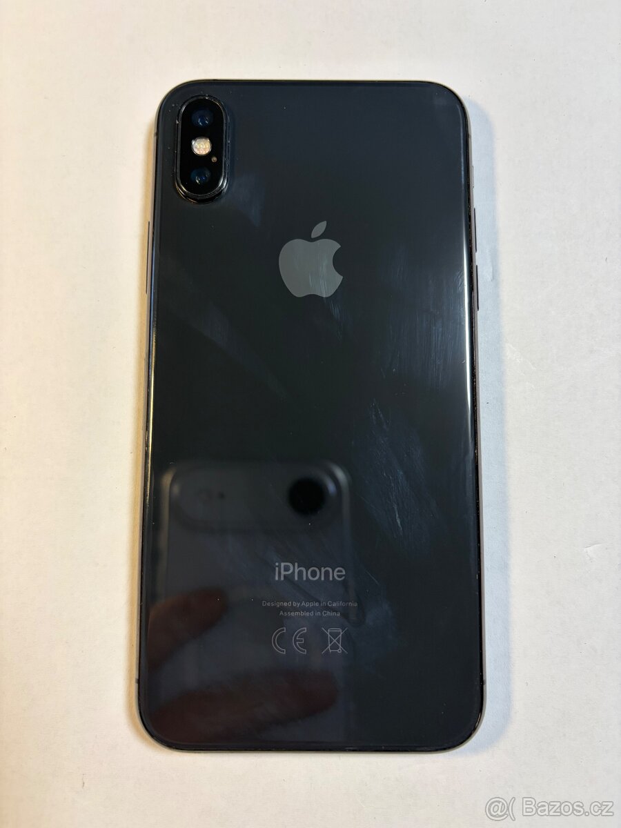 Apple iPhone X 64gb kondice baterie 100% s kabelem Cena 219 - 2