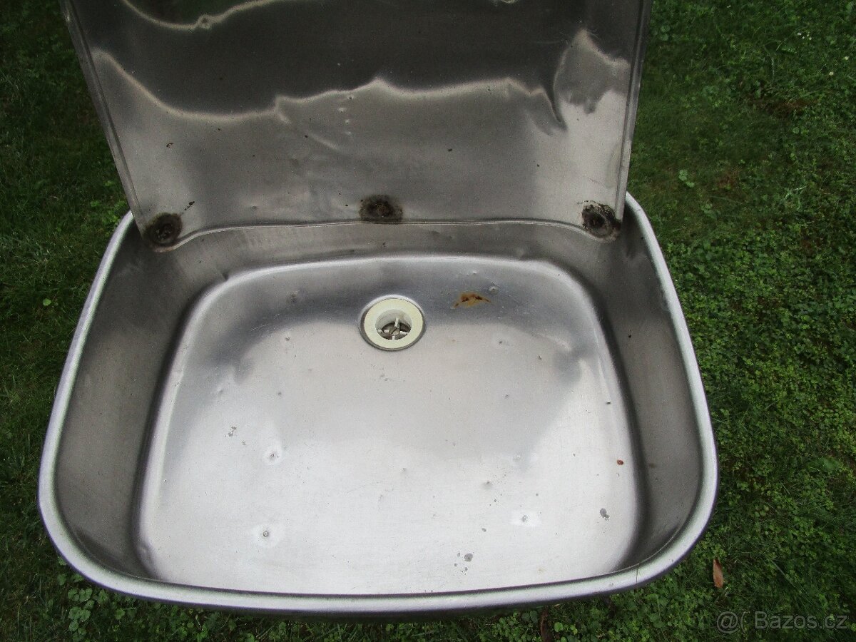 Nerezové umyvadlo venkovní - 2