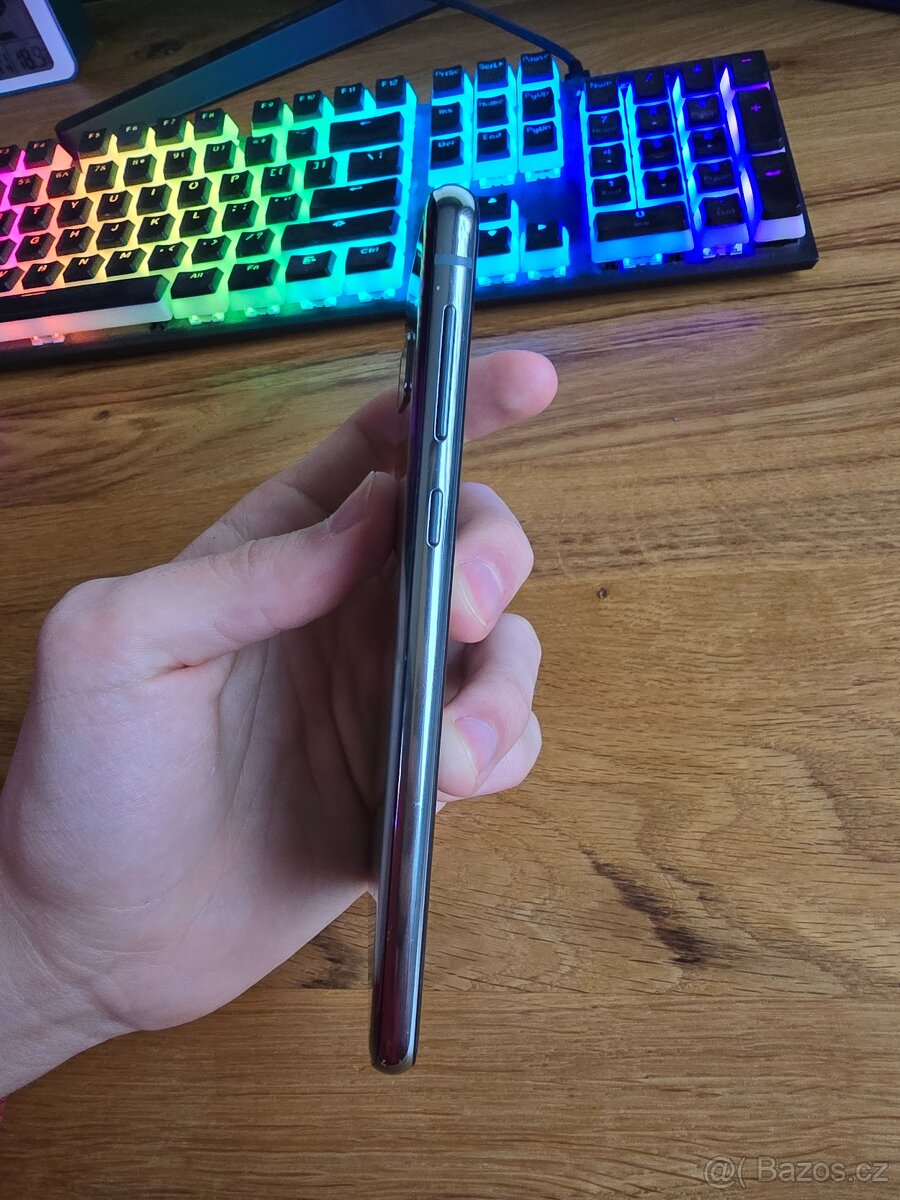 Samsung Galaxy S10e - 2