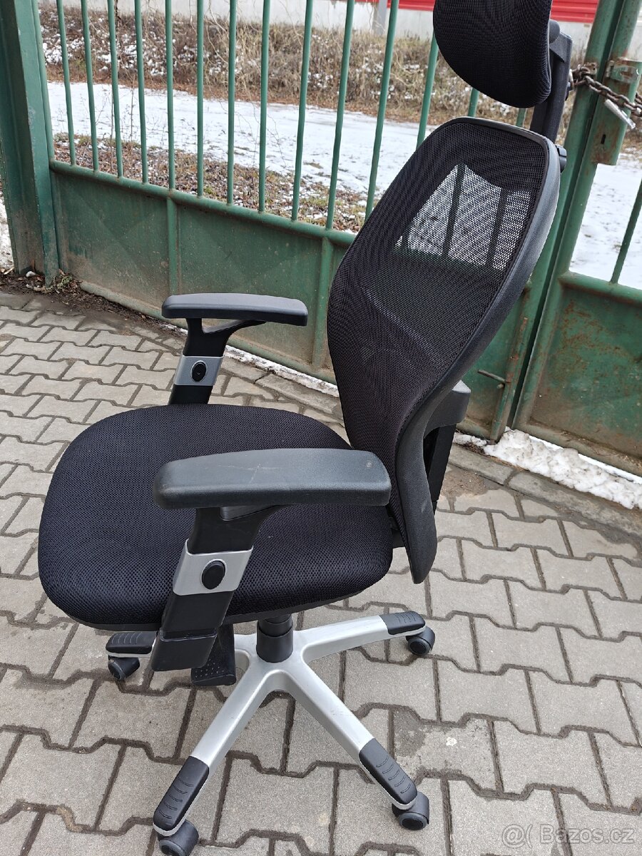 Kancelářská židle - 2