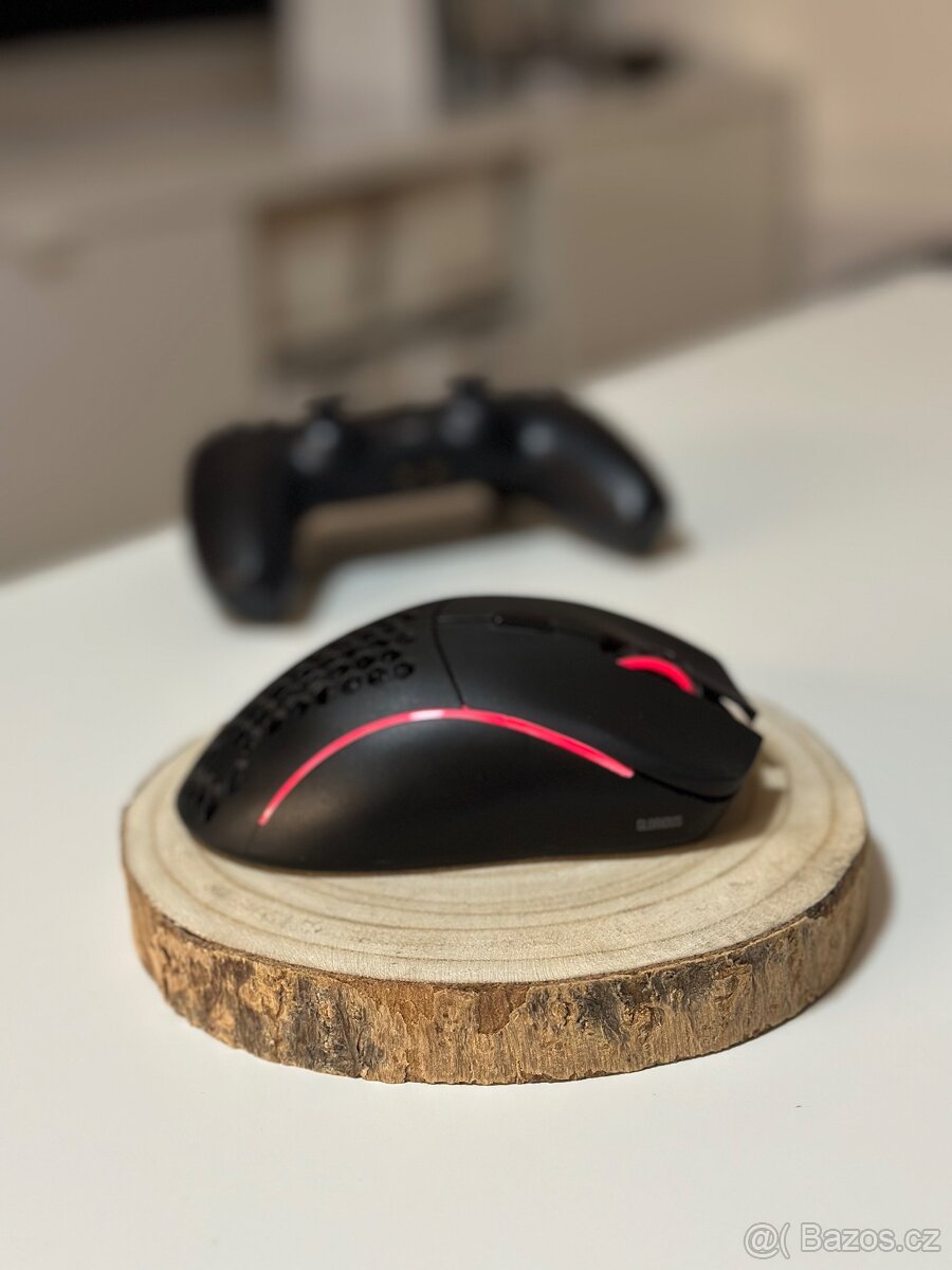 Herní bezdrátová myš Glorious Model D Wireless - 2