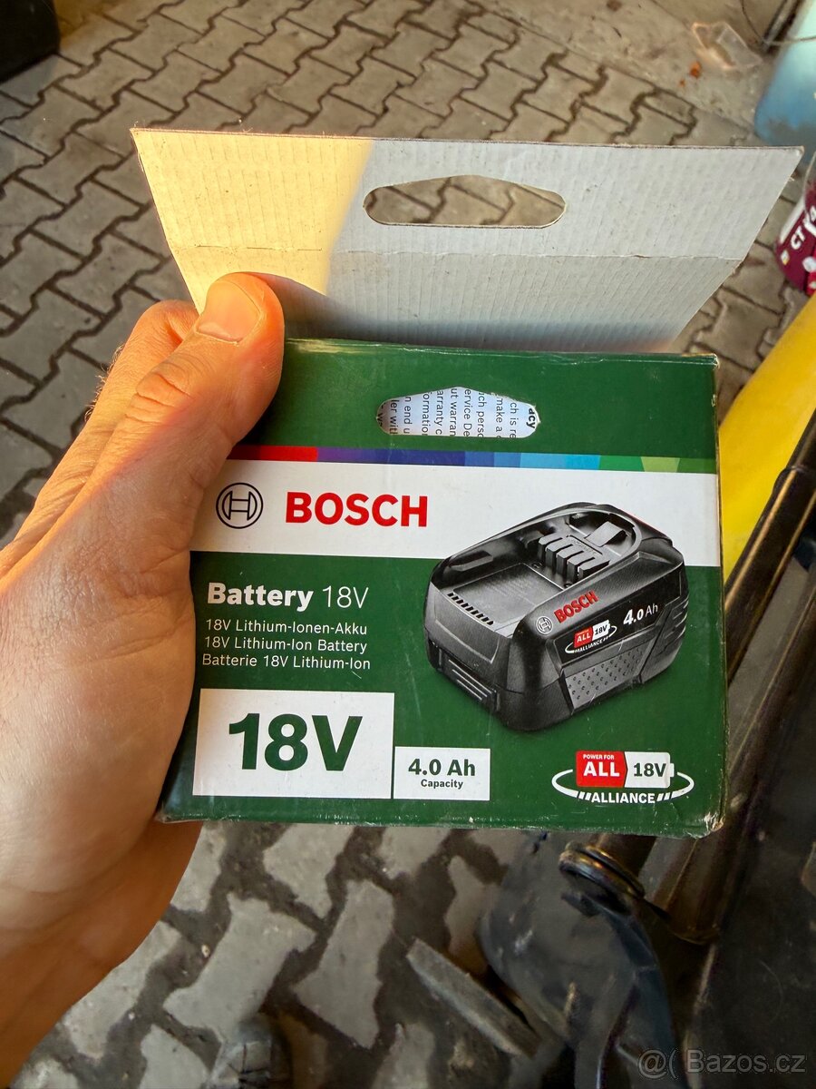 Bosch akumulátor 18V 4Ah - 2