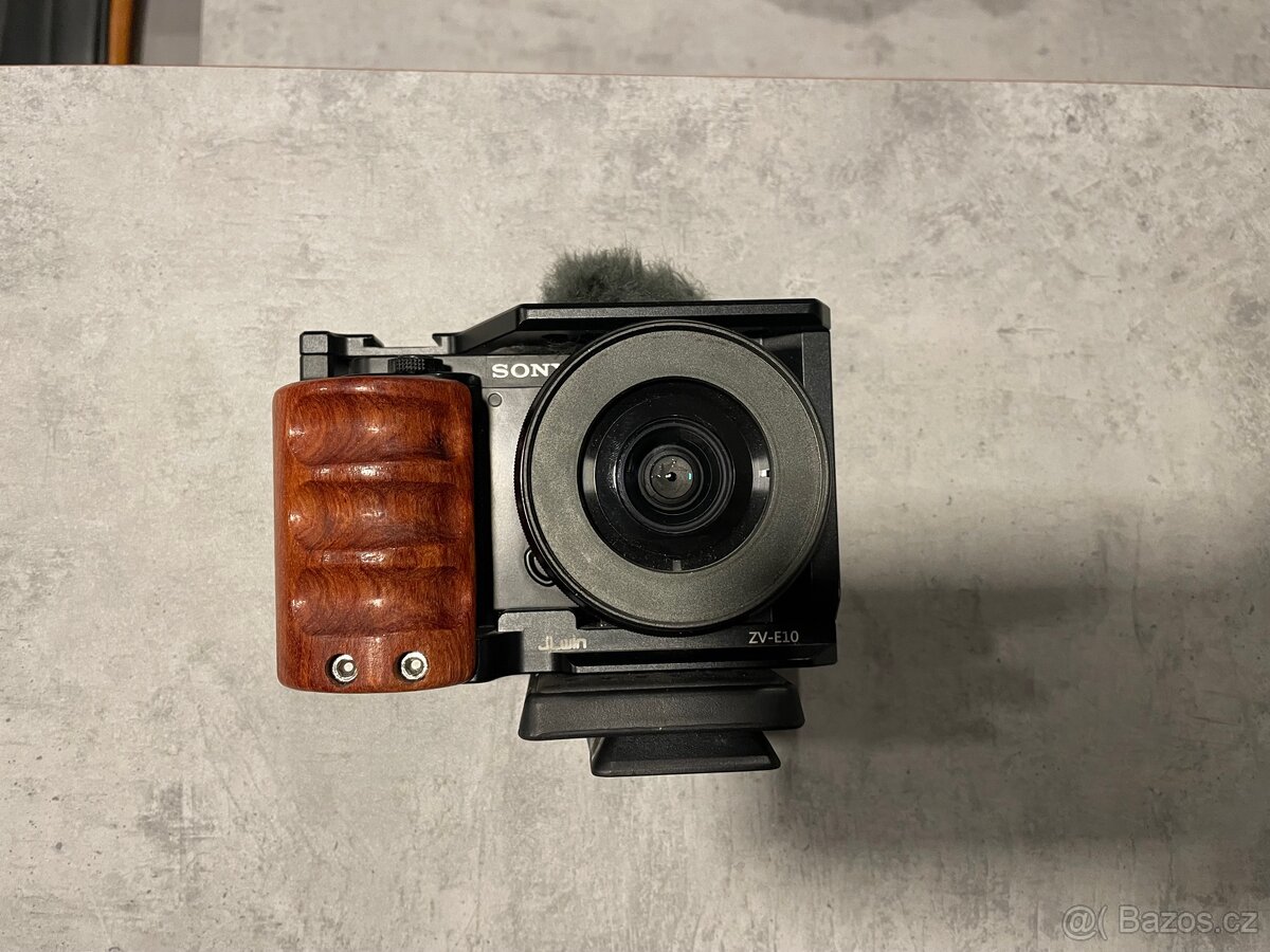 Sony ZV E10 - 2