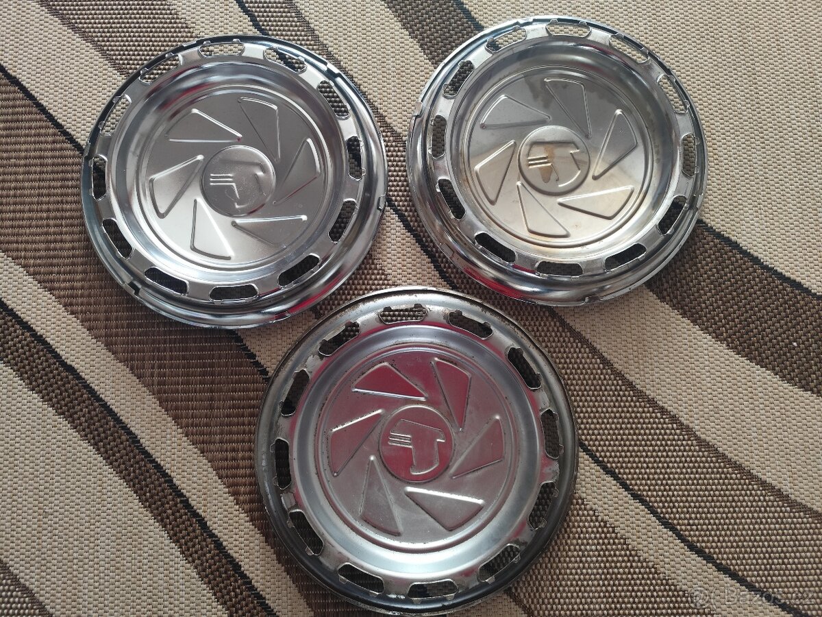 Poklice Tatra 613 - 2