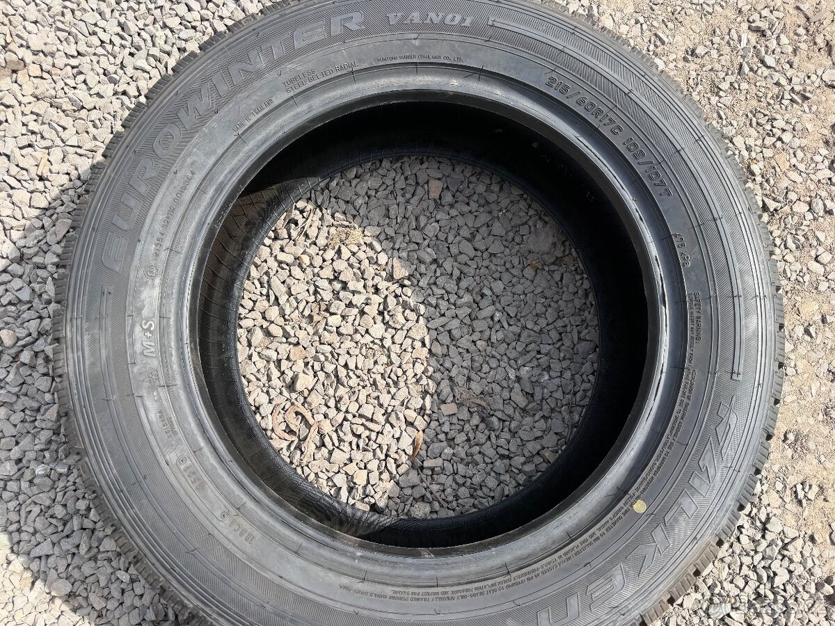 215/60R17C nově - 2