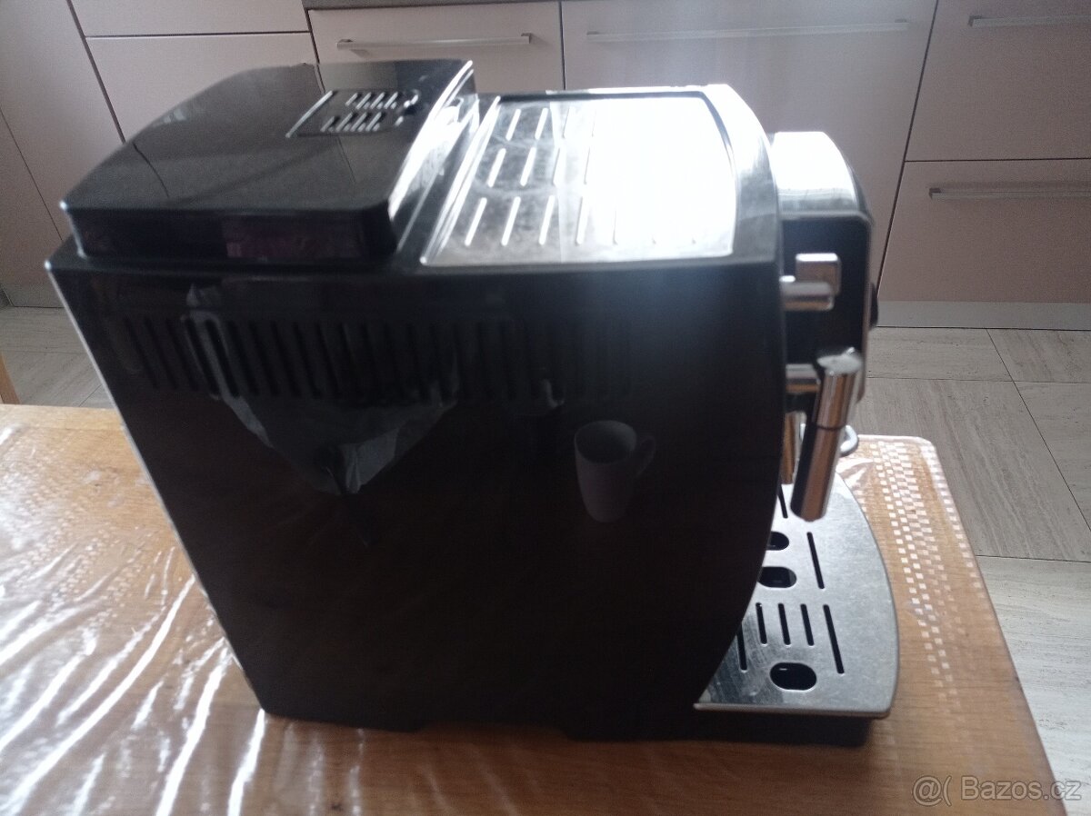 Kávovar De'Longhi - 2