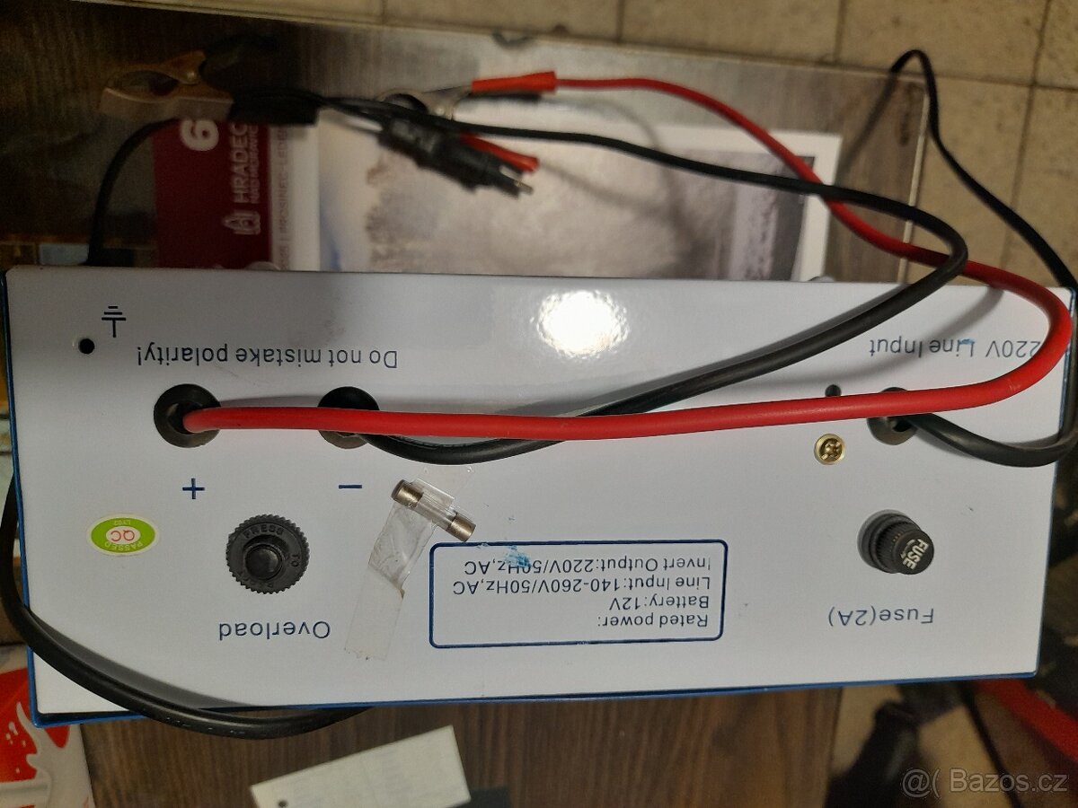 12V DC TO 220V AC INVERTER. - 2