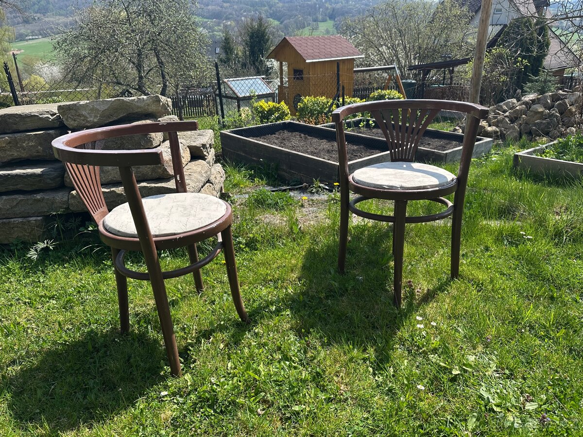 Staré židle - 2