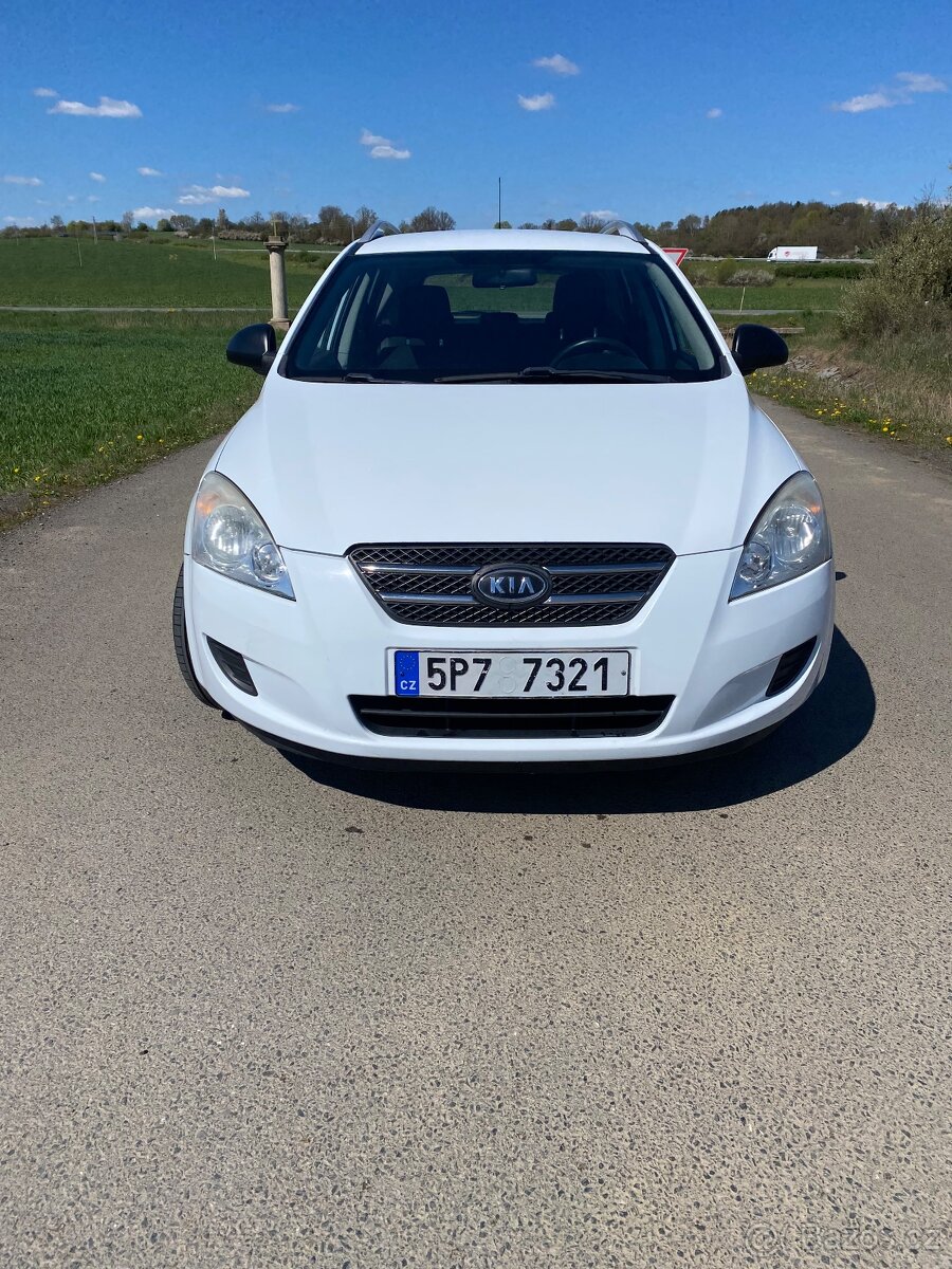 Kia ceed 1,4 combi 2009 - 2