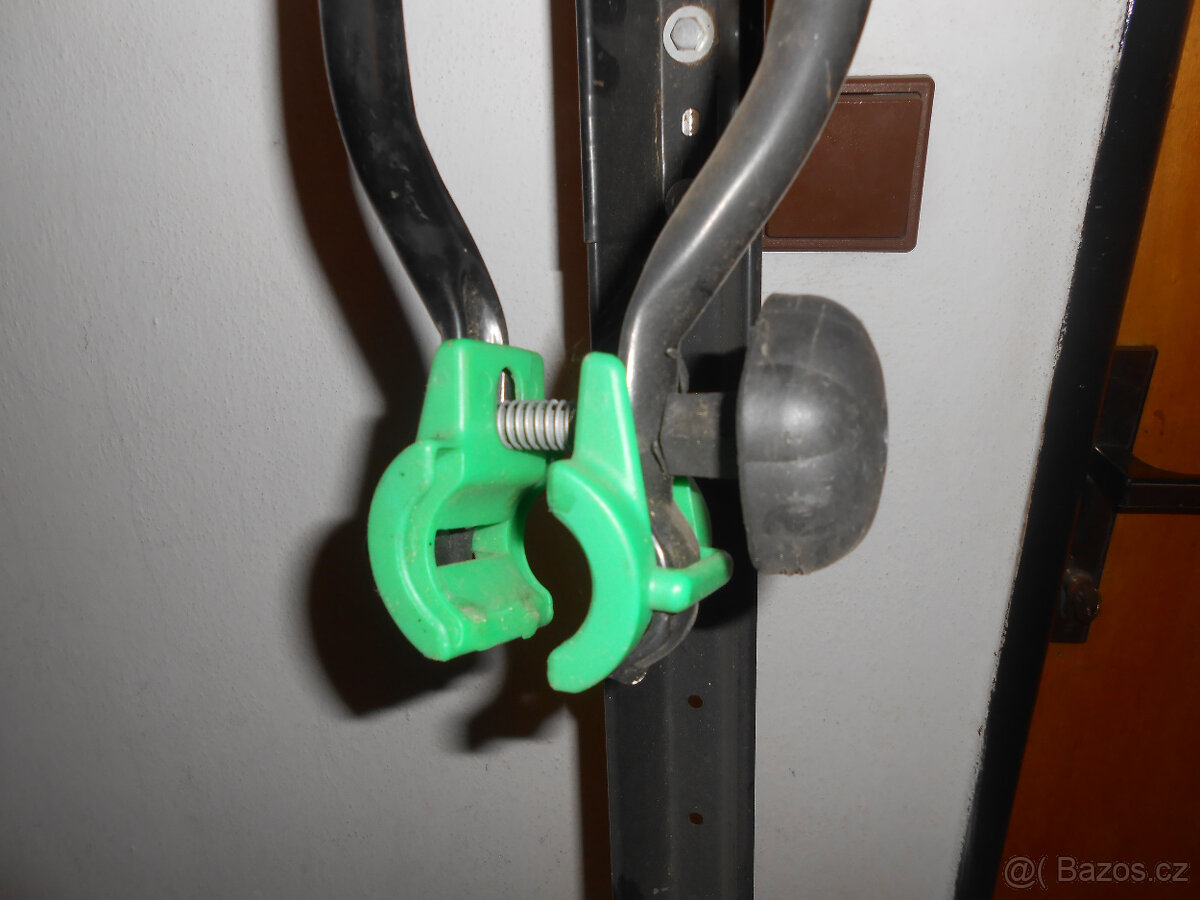 Střešní držáky na kola - 2