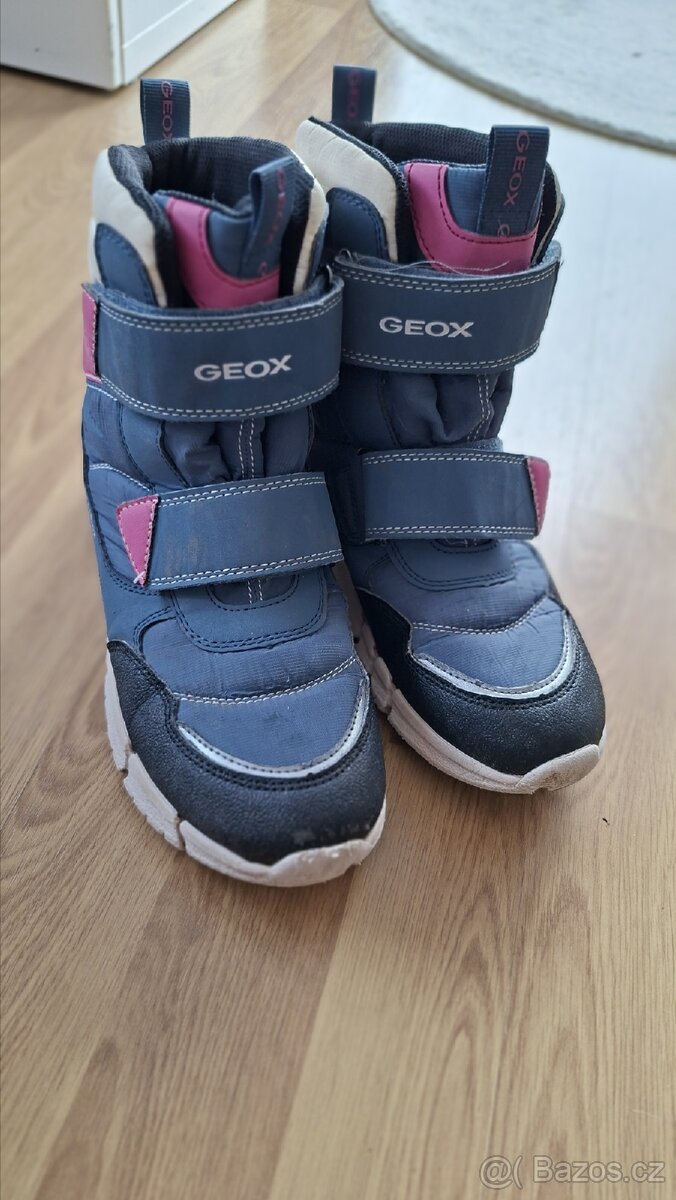 Divci snehule Geox vel 37. - 2