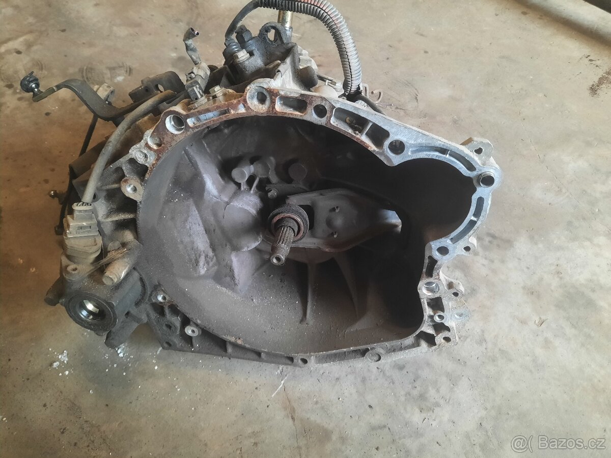 prevodovka 2.0hdi 20DM79 citroen berlingo 230000km - 2