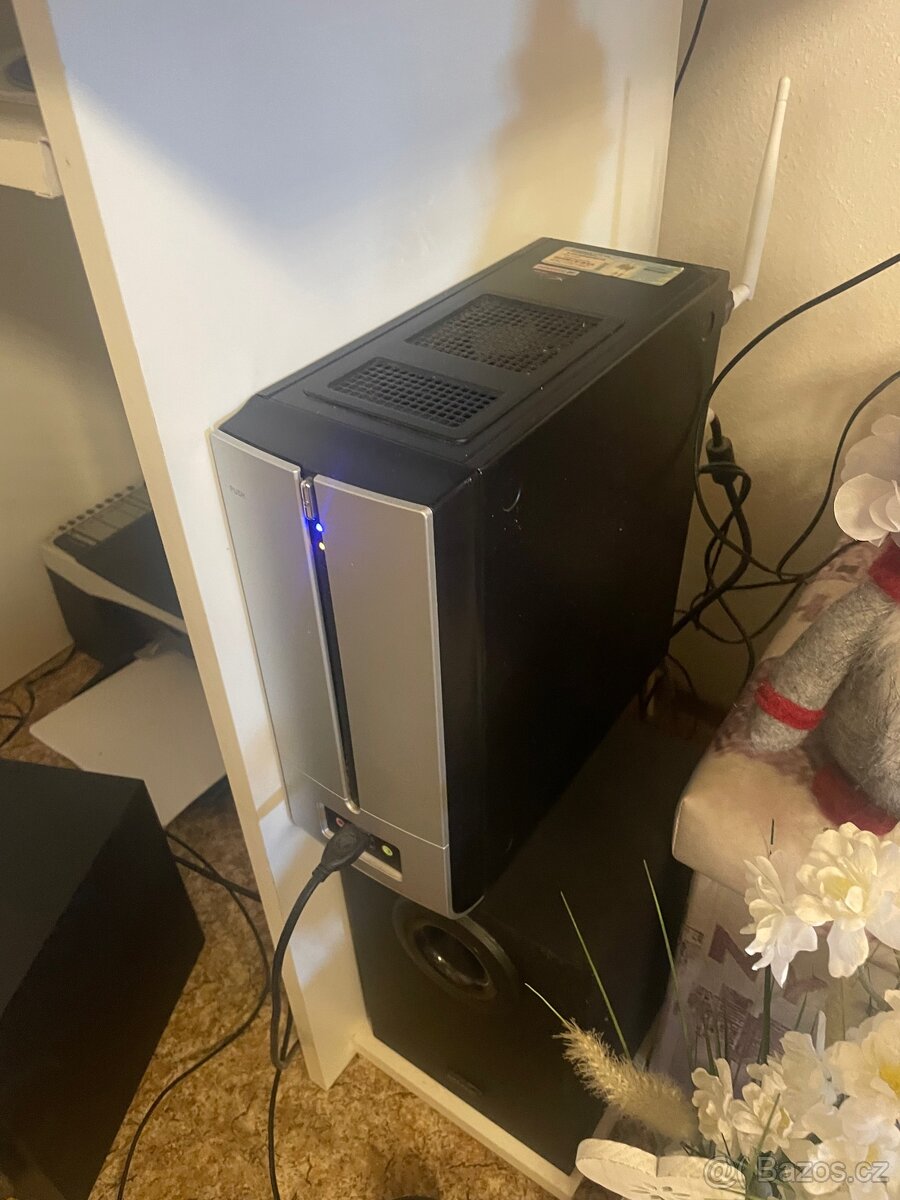 PC+Monitor+Repro+příslušenství. - 2