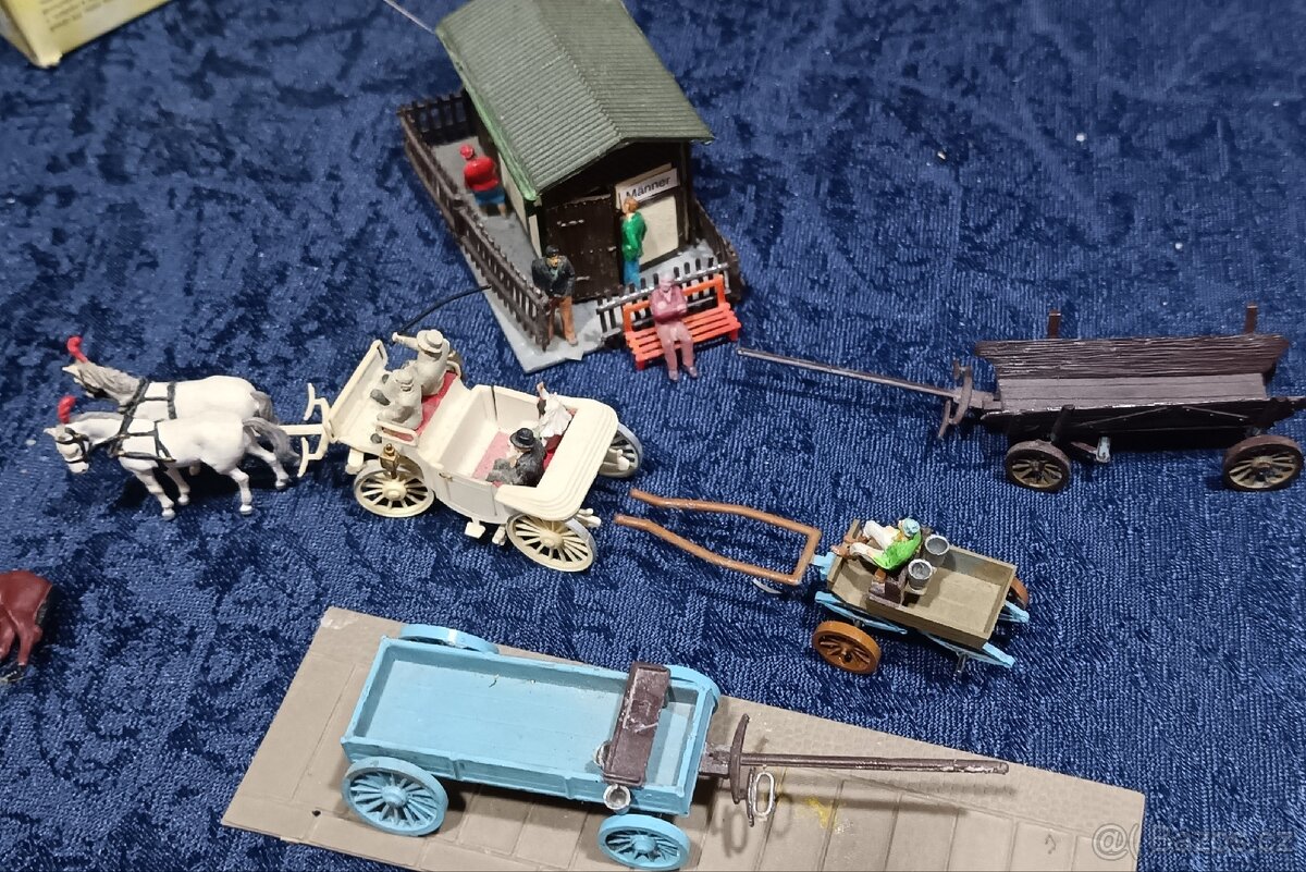 Figurky -miniaturní vel. - 2