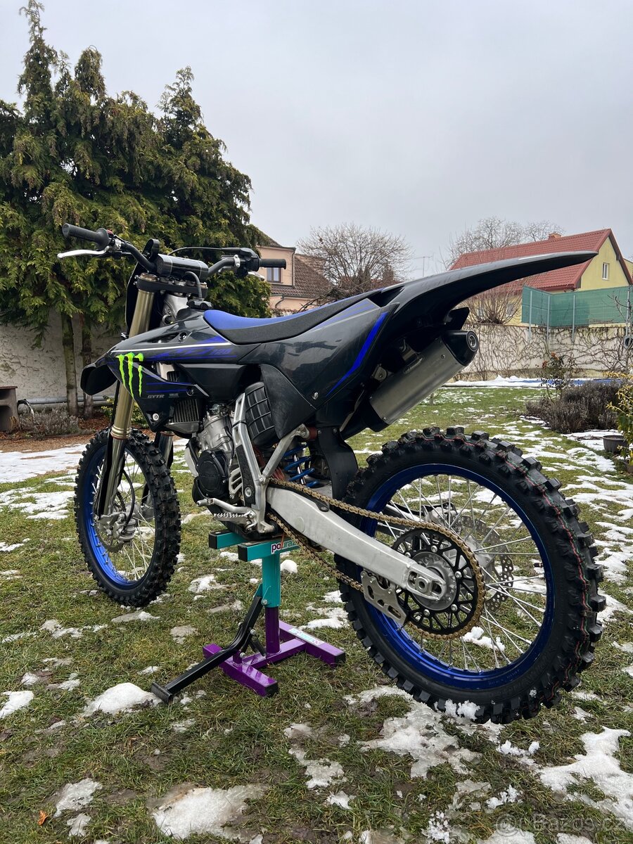 Yamaha YZ125 2022 Monster edice 23mth - 2