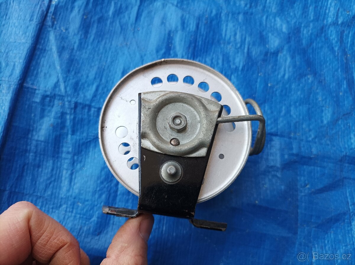 Rybářský naviják č. 1 - 2